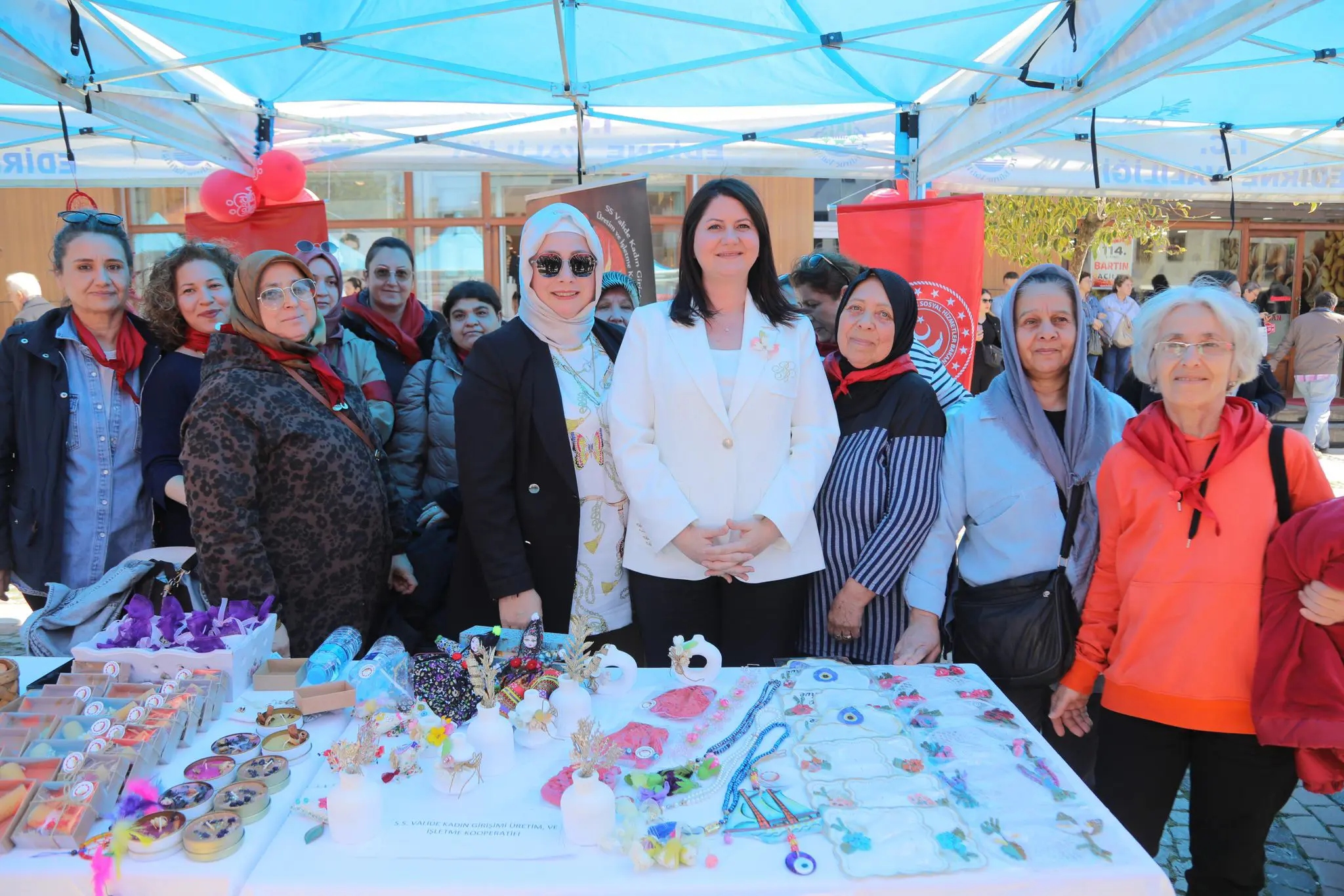 ROMANLAR GÜNÜ EDİRNE’DE ŞENLİK HAVASINDA GEÇTİ galeri görseli